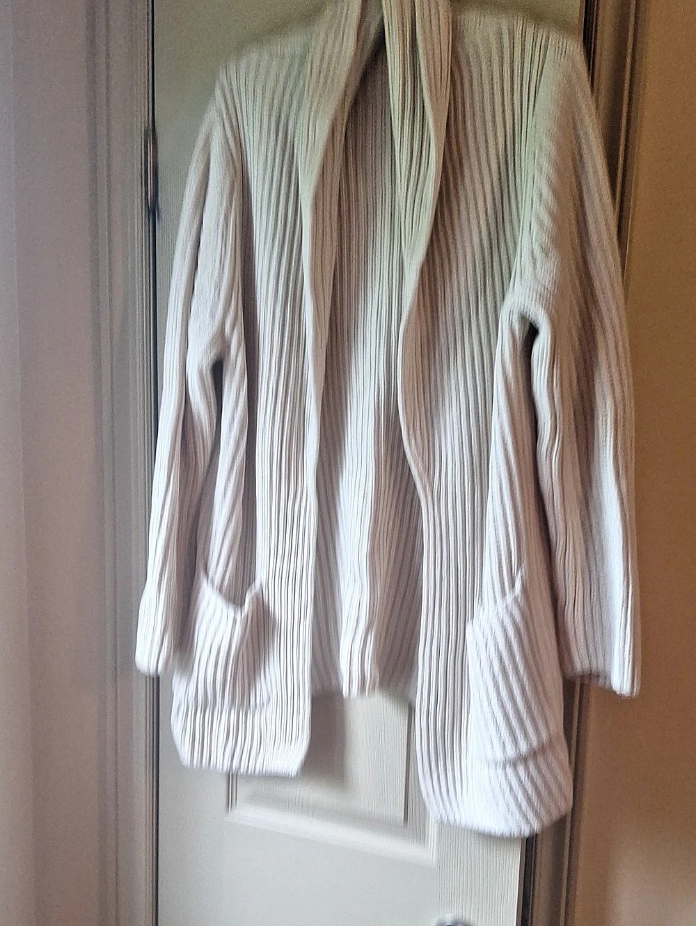 Banana Republic Ribbed Knit Sweater 100% Cotton Cream Large